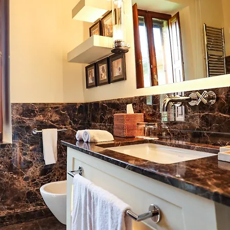 L'olmo Монтичелло