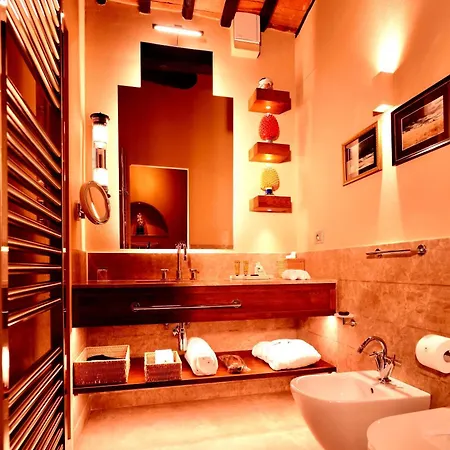 L'olmo Bed and breakfast 5*
