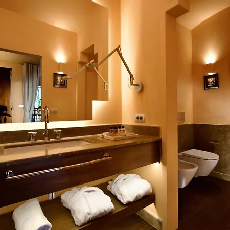 L'olmo Bed and breakfast 5*