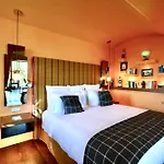 L'olmo Bed & Breakfast 4*